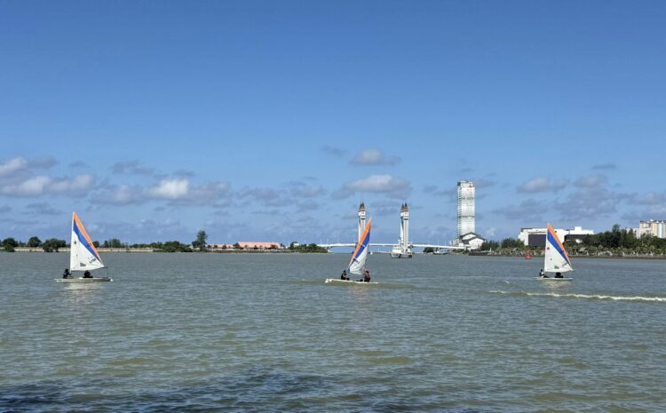  Amali Kursus Asas Pelayaran dan Amali Kursus Kompetensi Pelayaran Lanjutan
